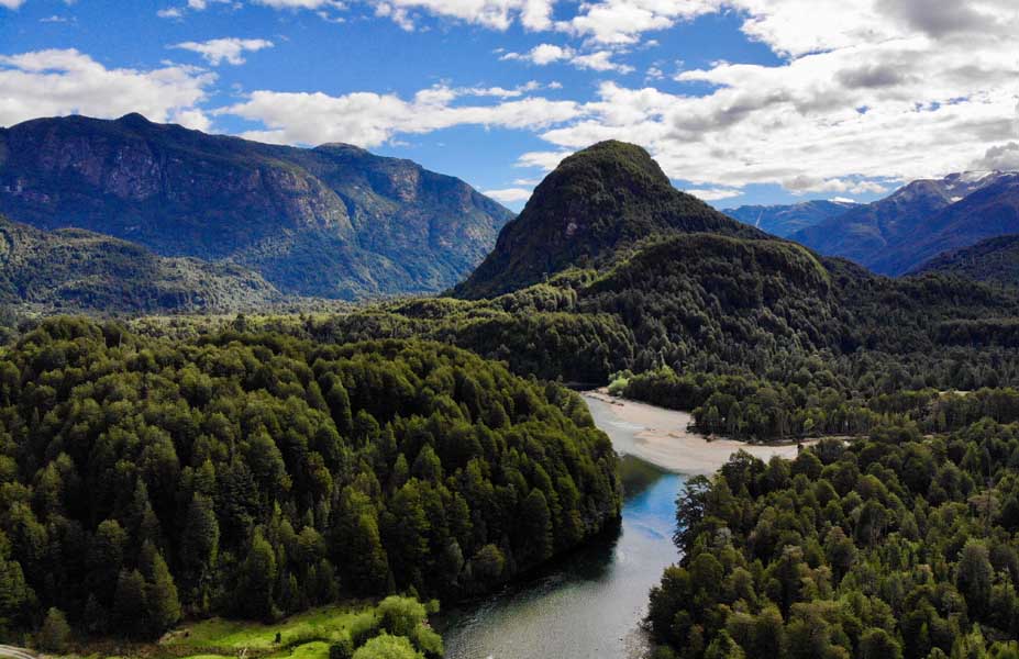 Cover picture of land gallery patagonia wonderland